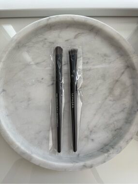 2 Sephora Pro Concealer Brush 71